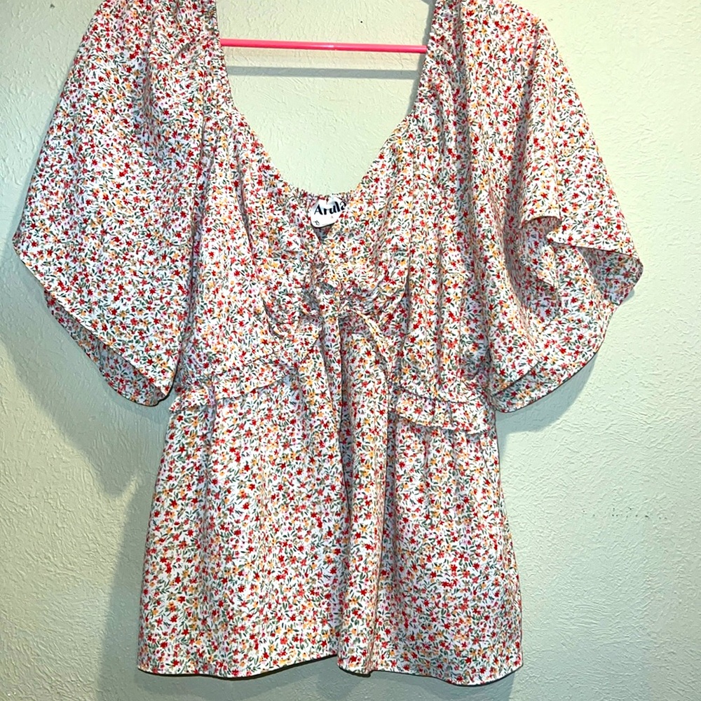 Arula Floral Top
